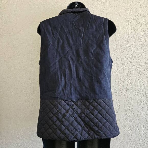 Under Armour Reversible Iowa Hawkeyes Vest - Picture 7 of 12